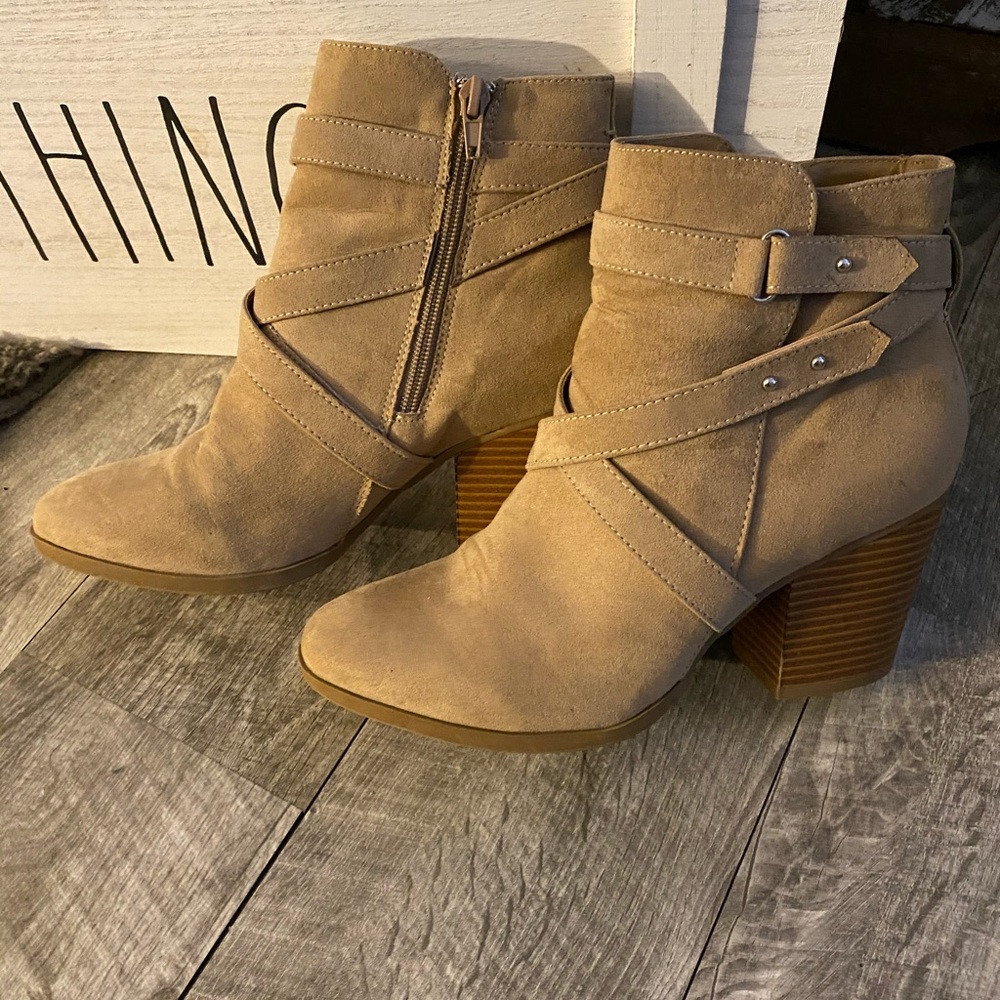 Ankle booties